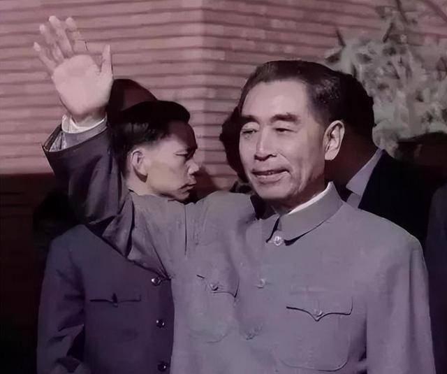 下了道命令罗舜初劝道:彭总千万不能打开元棋牌app55年彭德怀视察福建时(图3) 下了道命令罗舜初劝道:彭总千万不能打开元棋牌app55年彭德怀视察福建时(图3)